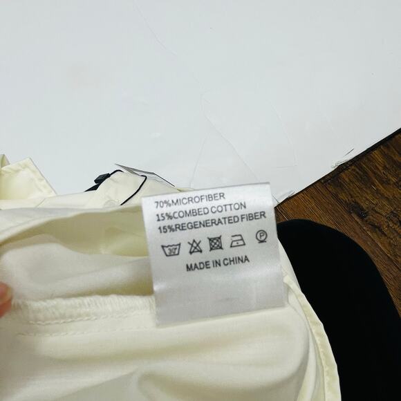 NWT Properly Tied Size 5 Pale Yellow Performance Fishing Shirt - Picture 5 of 5